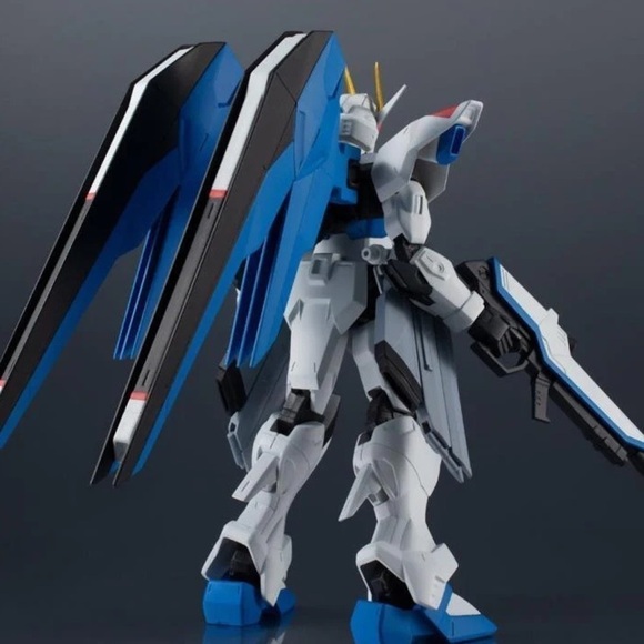 NWT Bandai Hobby Gundam HGCE ZGMF-X10A Freedom Gundam HG 1/144 Scale Model Kit - Picture 12 of 12